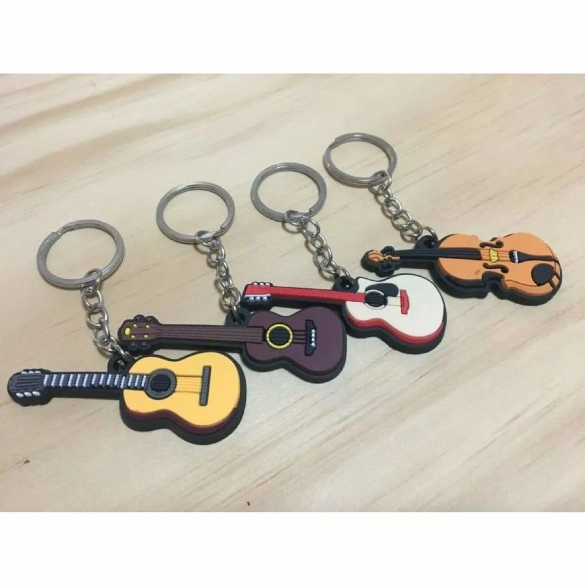 4pcs New Guitar Keychain PVC Musical Instrument Violin Key Chains Rings Keyrings Pendant Tag