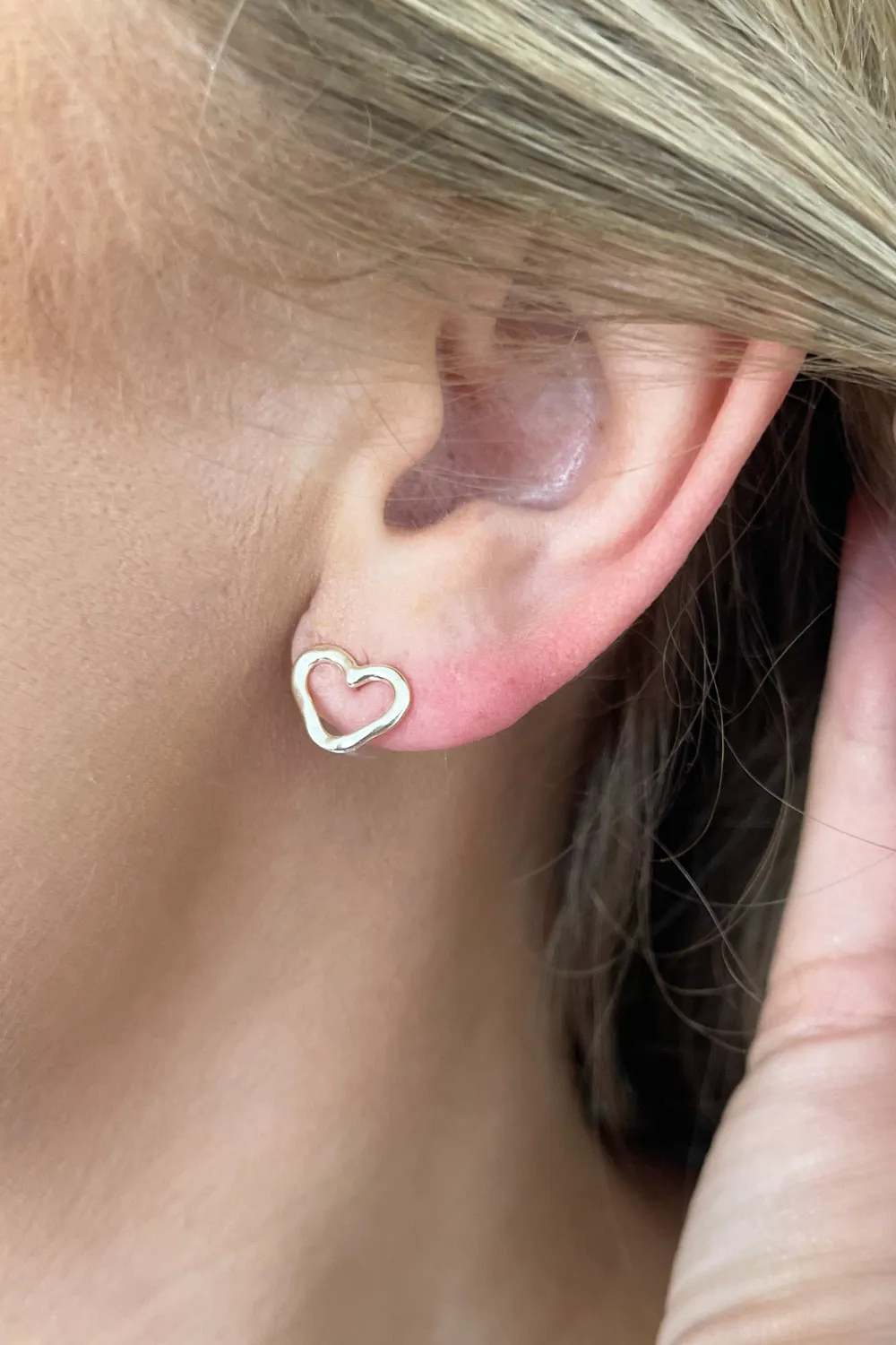 Amore Studs