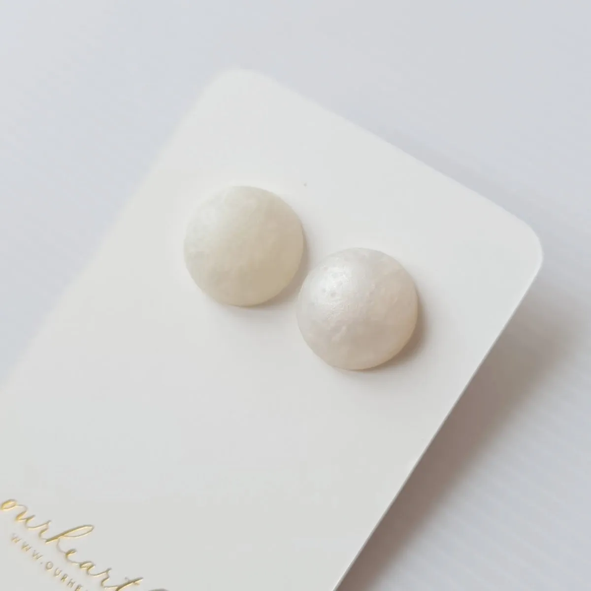 Dome White Studs