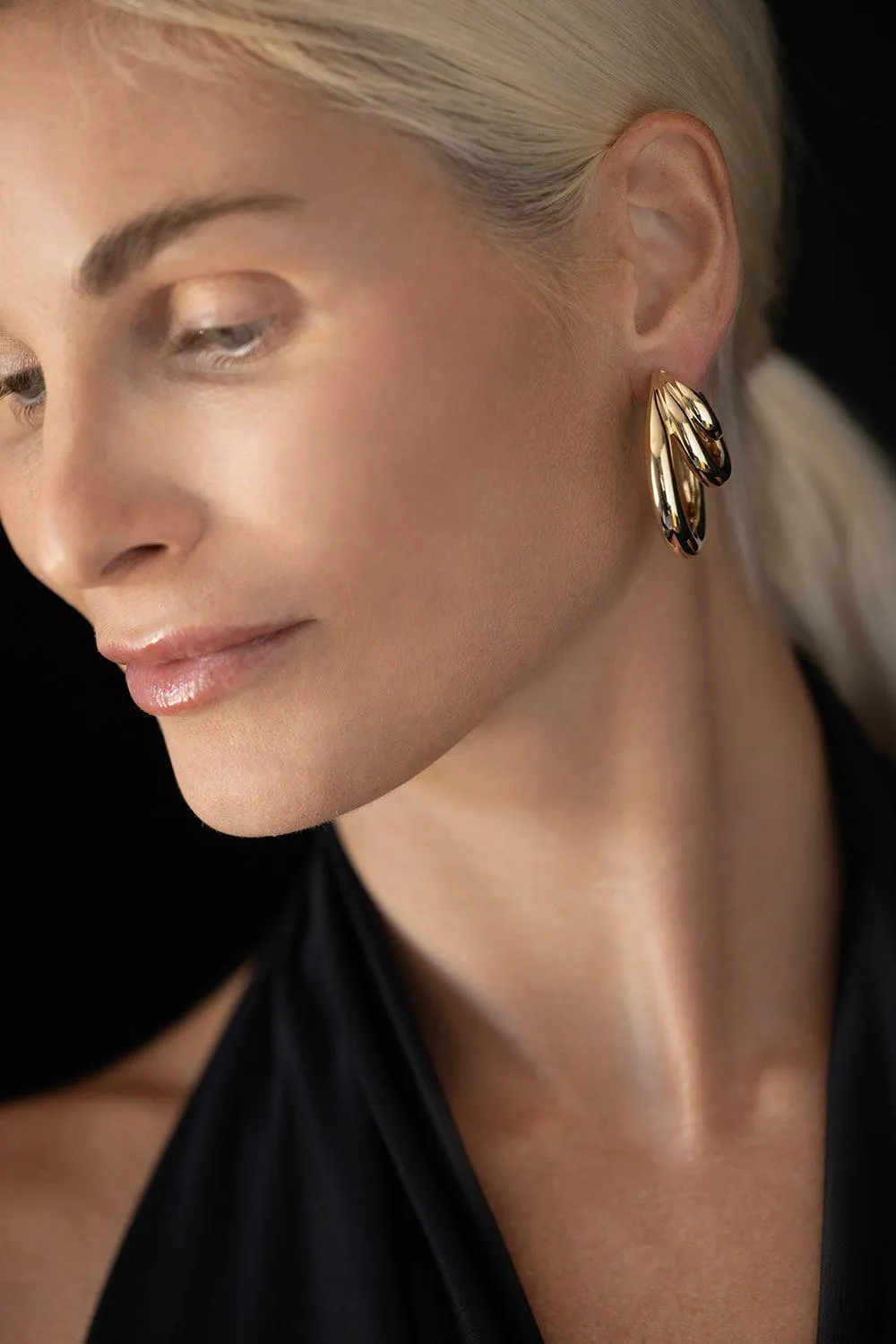Elise Mini Hoop Earrings - 1in
