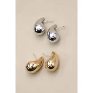 Graceful Lightweight Teardrop Studs