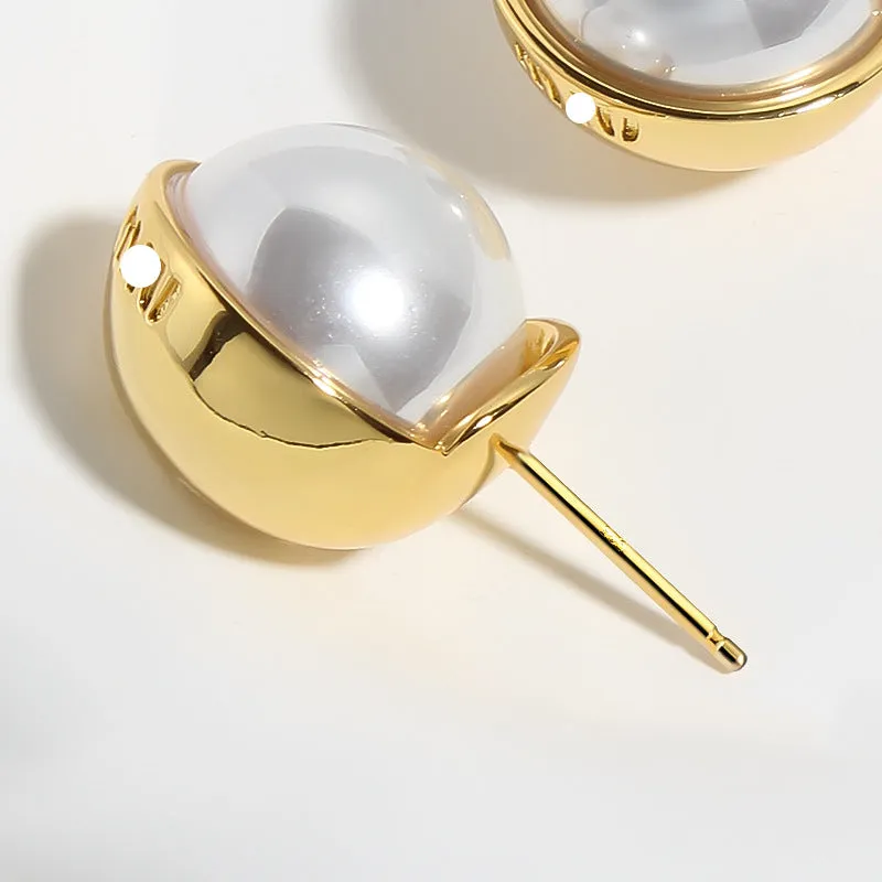 MIU Pearl studs earrings