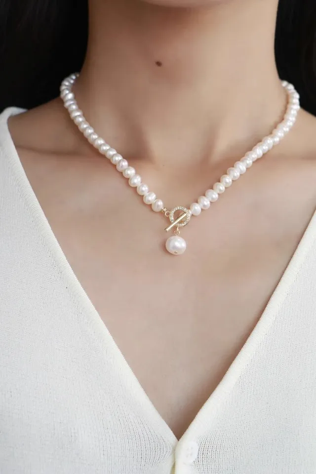 Natural Freshwater Pearl Zircon OT Buckle Necklace