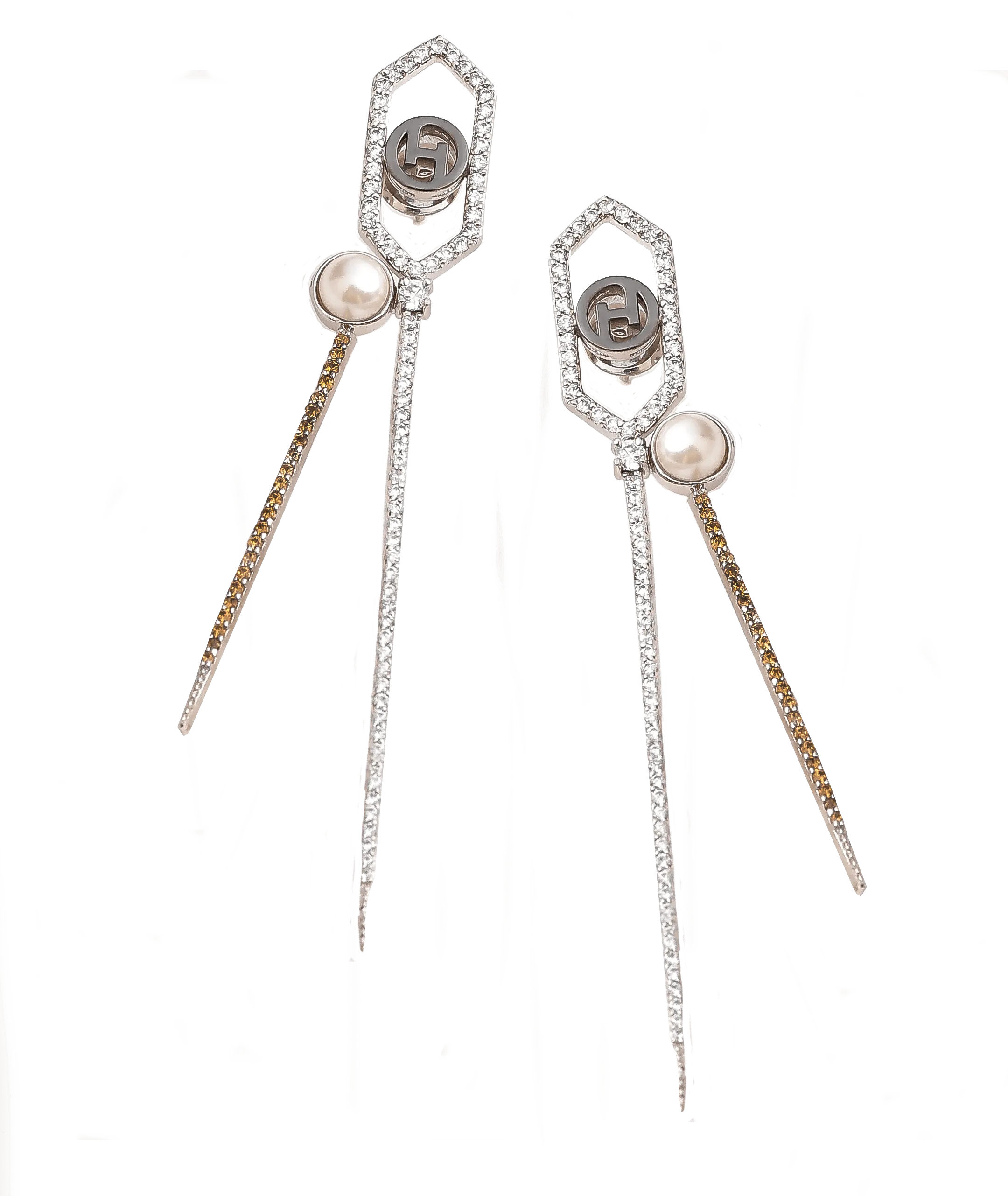 Outhouse   I    OH Celeste Lincoln Road Ara Sirius Earrings Silver New OHAW19EA101