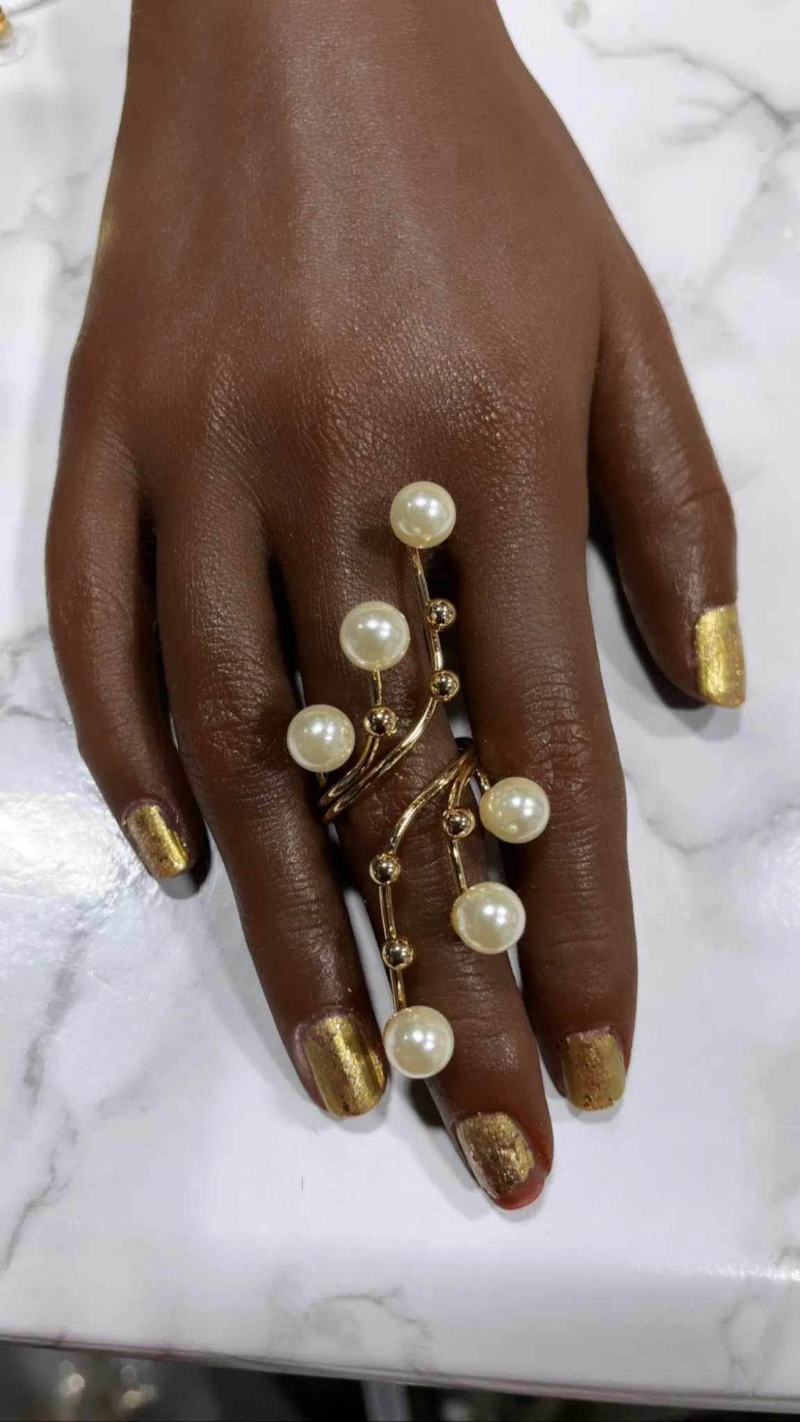 Queen Status Pearl statement ring