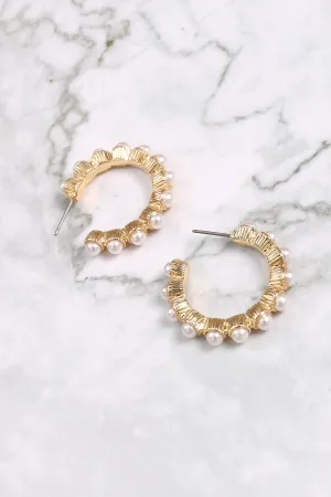 TEXTURED GOLD PLATED PEARL HOOP EARRINGS