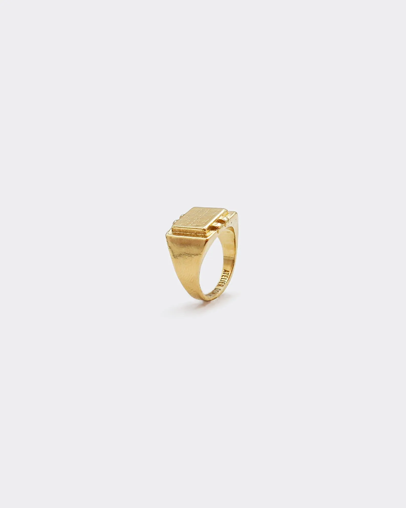 THE SQUARE RING
