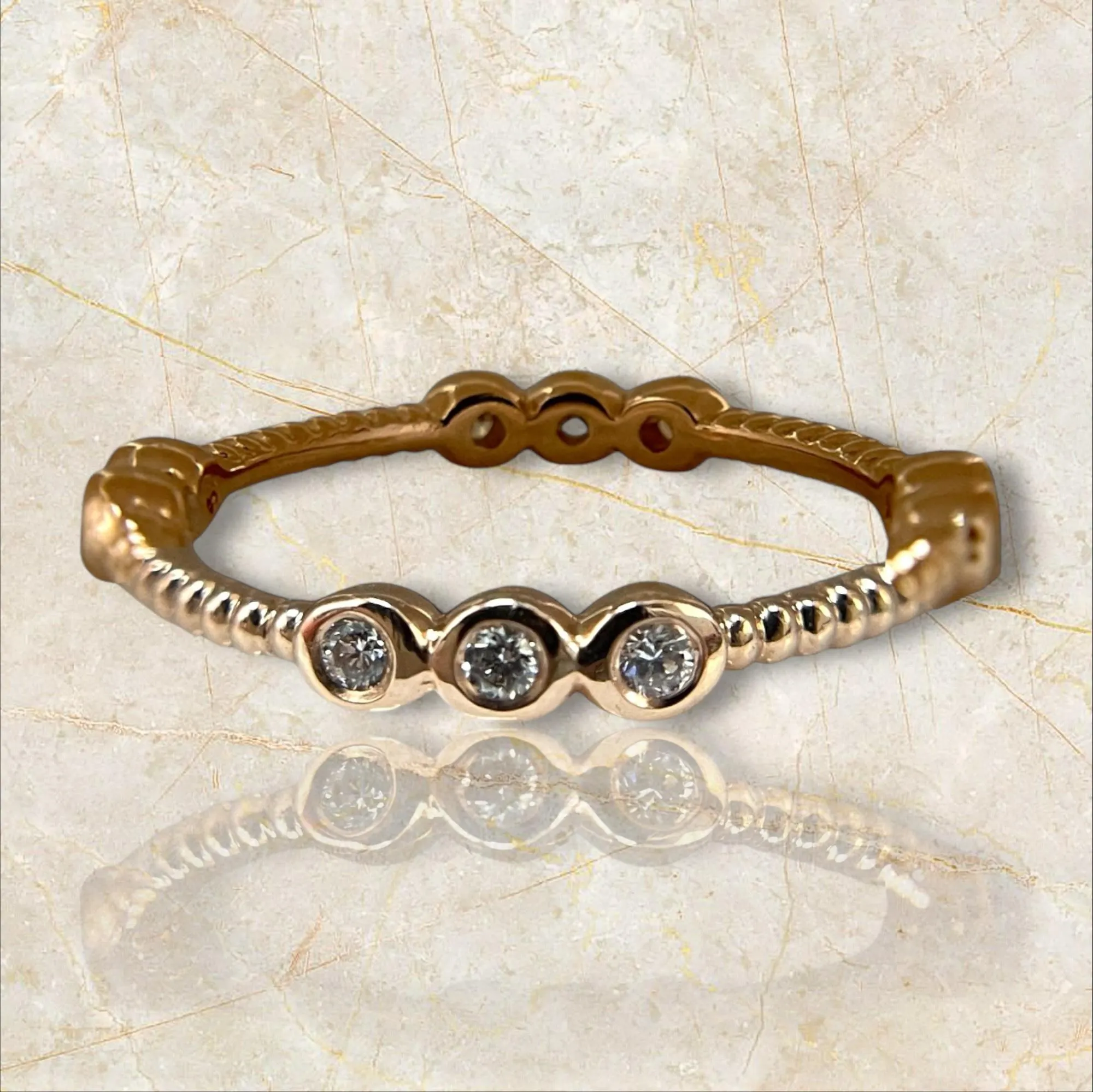 Timeless 18K Gold Ring Featuring 0.3 TCW dazzling Diamonds