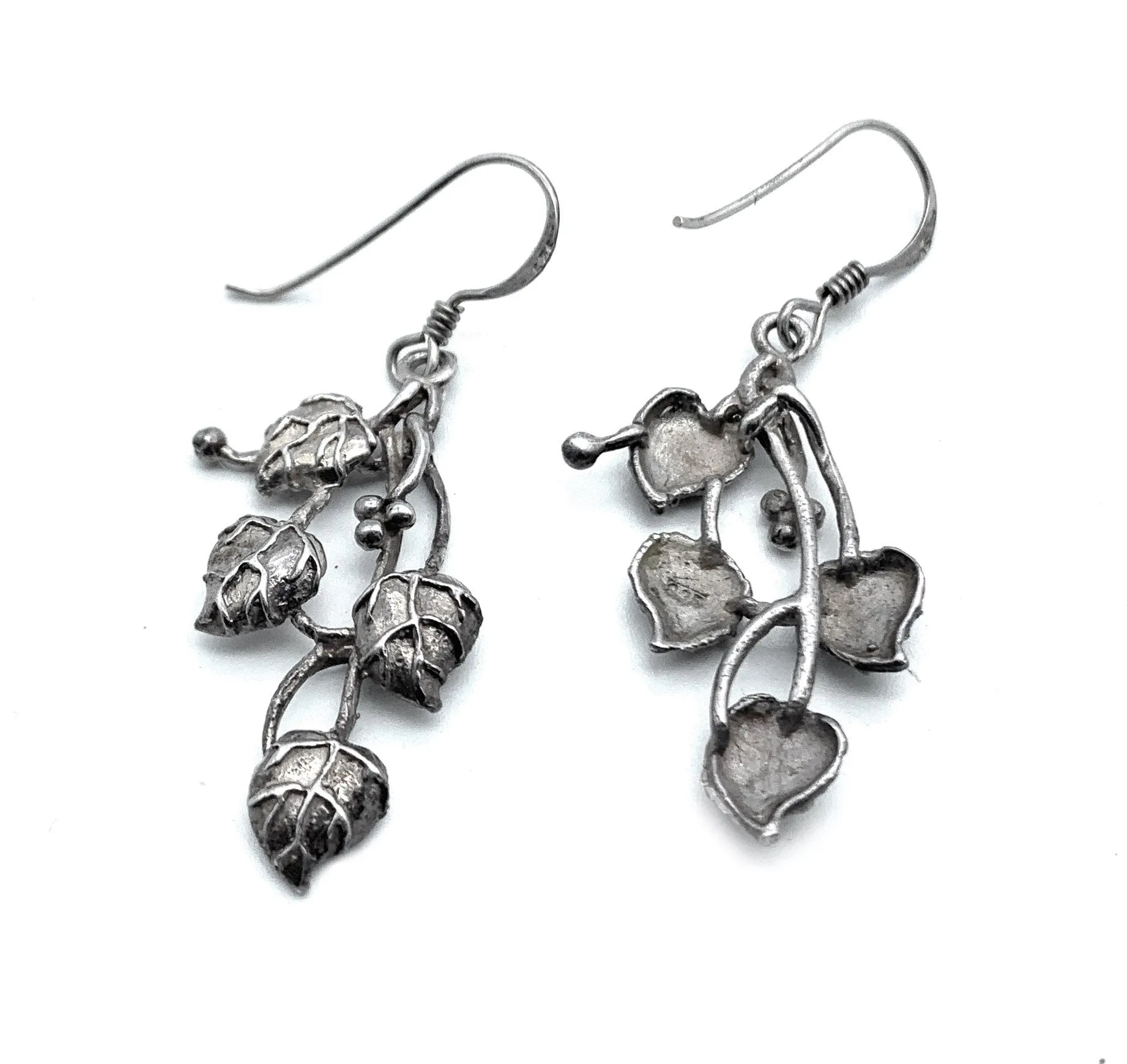 Vintage Sterling Silver Leafy Vine Dangle Earrings