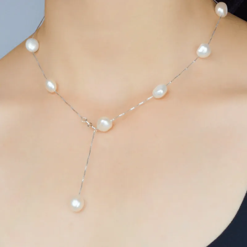Womens Classic Stunning Pearl Necklace