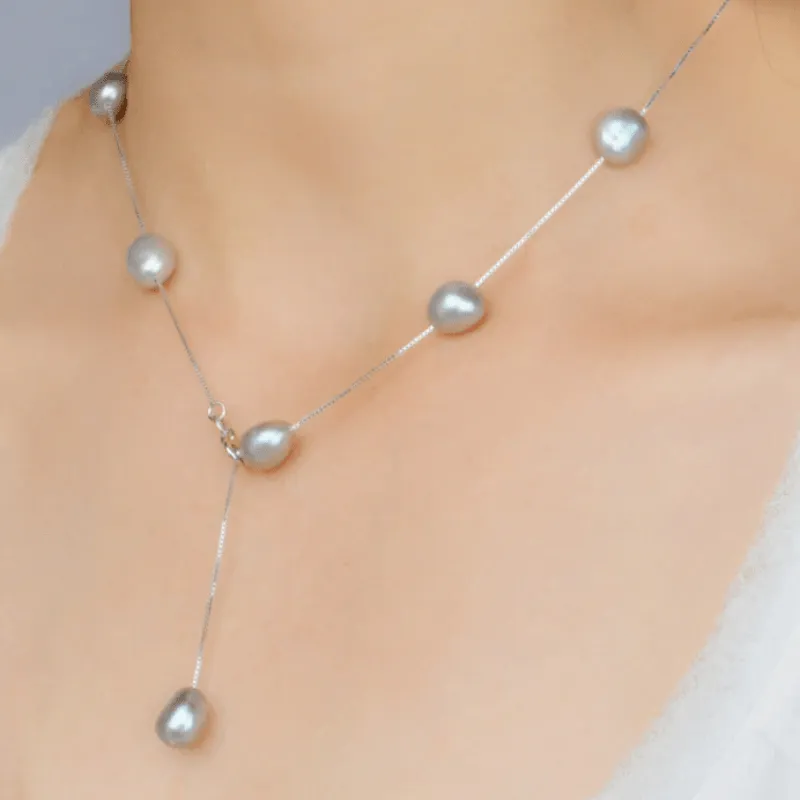 Womens Classic Stunning Pearl Necklace